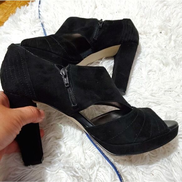 Banana republic peep toe booties - Picture 2 of 13